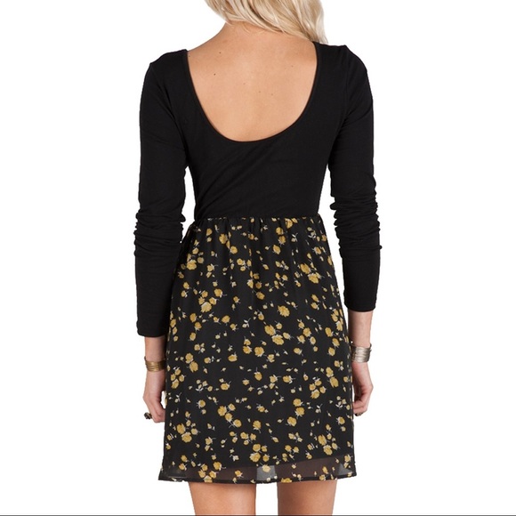 Volcom Black Dress - Picture 2 of 6